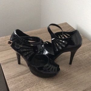 Jessica Simpson heels
